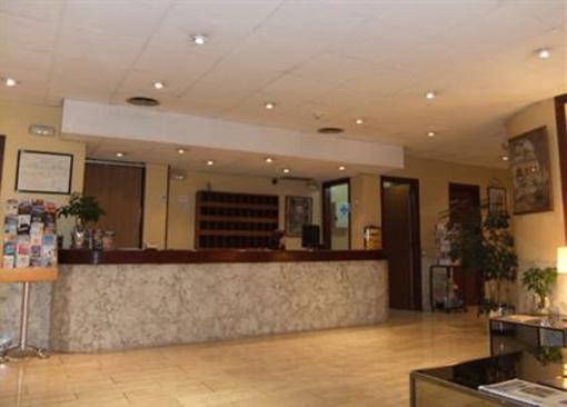 фото отеля Aparthotel Augusta Barcelona