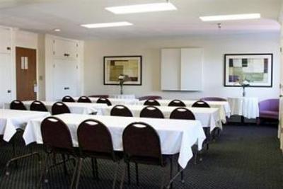 фото отеля Best Western Atrium Gardens Hotel Elizabethtown