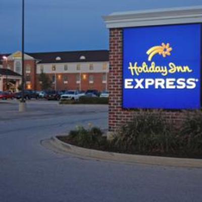 фото отеля Holiday Inn Express Hotel & Suites Algonquin