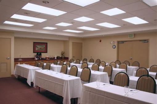 фото отеля Holiday Inn Express Hotel & Suites Algonquin
