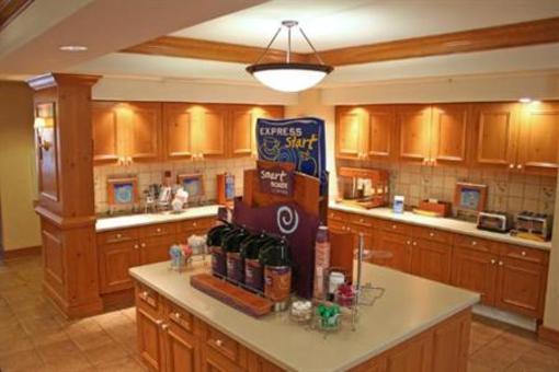 фото отеля Holiday Inn Express Hotel & Suites Algonquin
