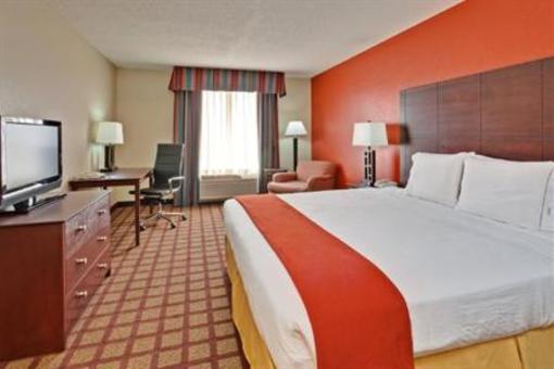 фото отеля Holiday Inn Express Hotel & Suites Algonquin