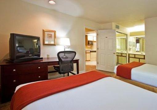фото отеля Quality Suites Buckhead