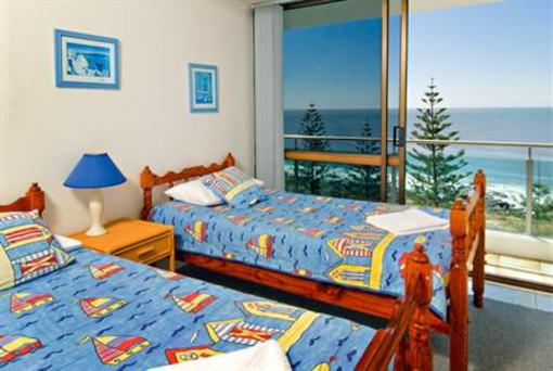 фото отеля Northwind Beachfront Holiday Apartments