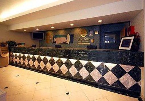 фото отеля Comfort Inn & Suites Sea-Tac Airport