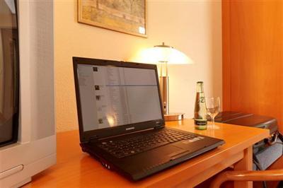 фото отеля Hotel Franziskaner Würzburg