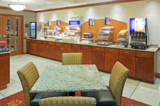 фото отеля Holiday Inn Express Hotel & Suites Seabrook