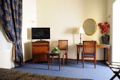 фото отеля Hotel Acropole Tunis