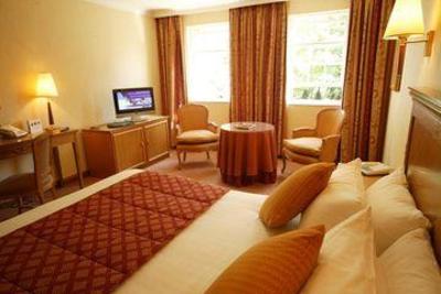 фото отеля The Royal Berkshire Hotel