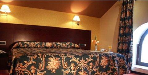 фото отеля Hotel San Juan de los Reyes