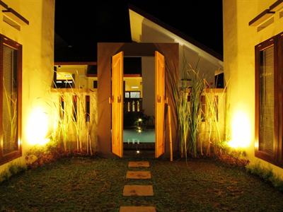 фото отеля Omah Angkul Angkul Villa