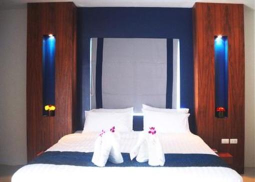 фото отеля Calypso Patong Hotel