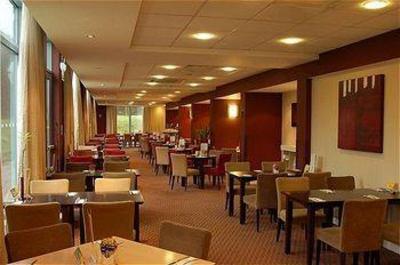 фото отеля Holiday Inn Express London Airport Stansted