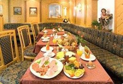 фото отеля Gastehaus Weisses Rossl