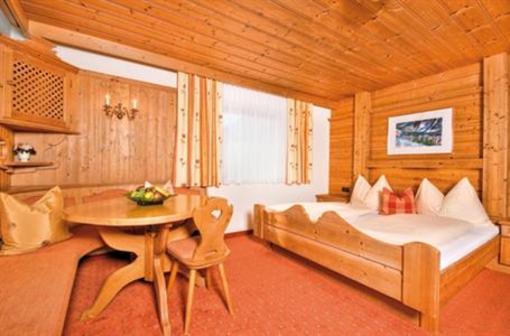 фото отеля Landhaus Rohregger Hotel Neukirchen am Grossvenediger
