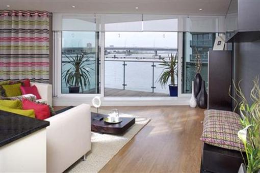 фото отеля Gallions Road Apartments