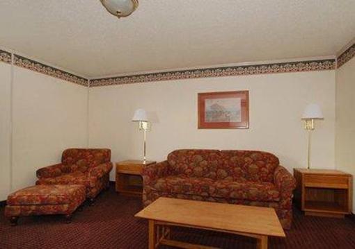 фото отеля Econo Lodge Inn & Suites Newton