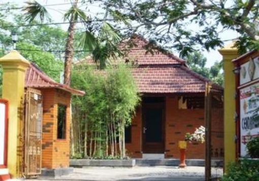 фото отеля Hotel Cendrawasih Jember