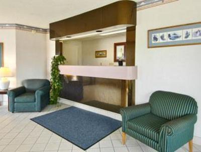 фото отеля Super 8 Motel Sandusky North