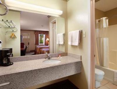 фото отеля Super 8 Copperas Cove