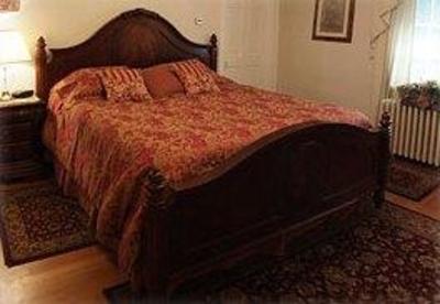 фото отеля The Inn at Hans Meadow Bed and Breakfast