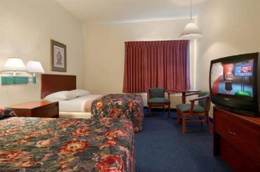 фото отеля Red Roof Inn Macon