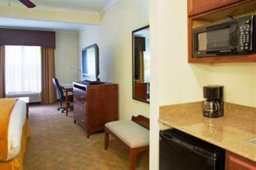 фото отеля Holiday Inn Express Lufkin South