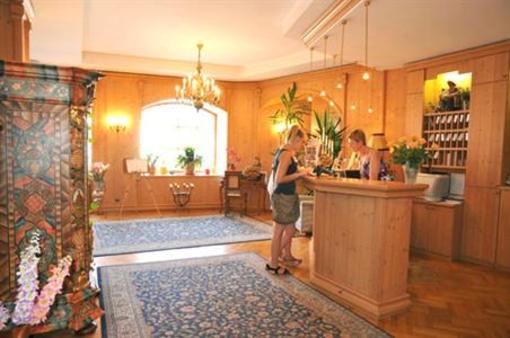 фото отеля Zum Goldenen Hirschen Hotel Freistadt