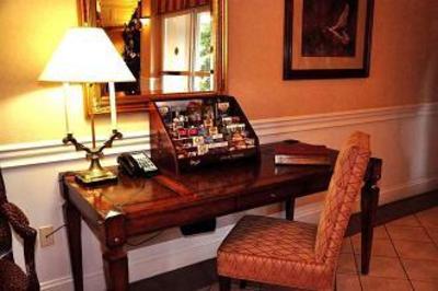 фото отеля Homewood Suites by Hilton Charlotte Airport / Coliseum