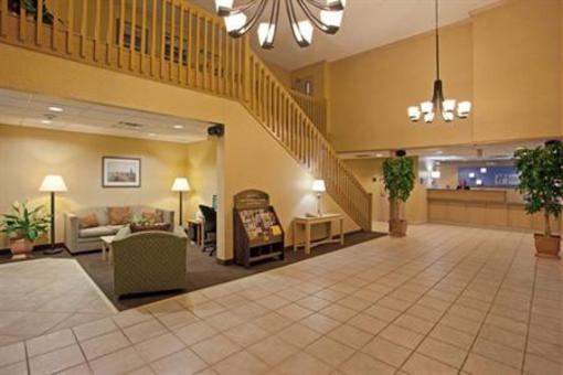 фото отеля Holiday Inn Express Cleveland Vermilion