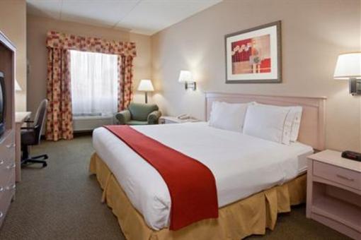 фото отеля Holiday Inn Express Cleveland Vermilion