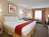 Holiday Inn Express Cleveland Vermilion