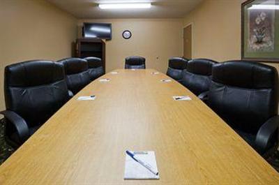 фото отеля Crossings Inn & Suites Cambridge (Minnesota)