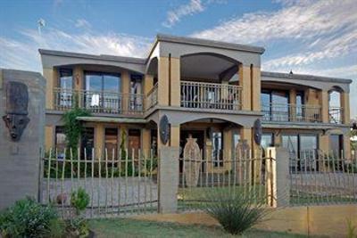 фото отеля Umnenge Lodge Gansbaai