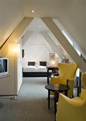 фото отеля Le Colombier Hotel Colmar
