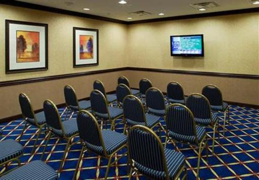 фото отеля TownePlace Suites Fort Worth Downtown