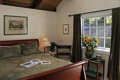 фото отеля MacCallum House Inn