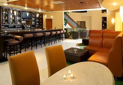 фото отеля Renaissance Raleigh North Hills