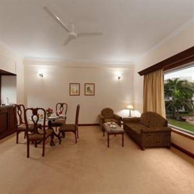 фото отеля Hotel Express Residency Jamnagar