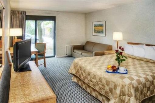 фото отеля Comfort Inn Cambridge
