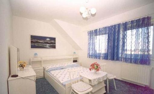 фото отеля Pension Em-Garni