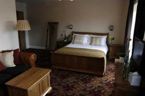 фото отеля Three Horseshoes Inn Bridport