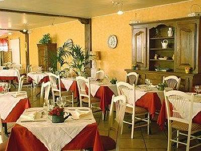 фото отеля Hotel Le Pariou Issoire