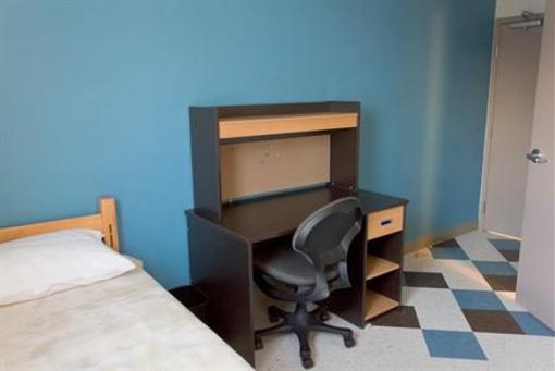фото отеля UWinnipeg Downtown Hostel