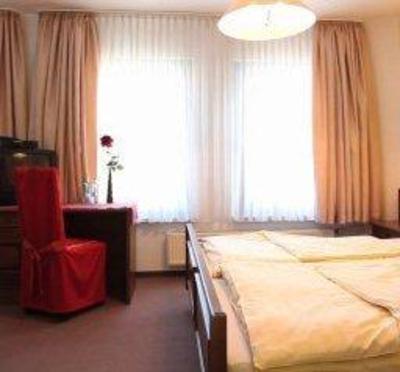 фото отеля Hotel Adria Brauereigasthof Hoxter