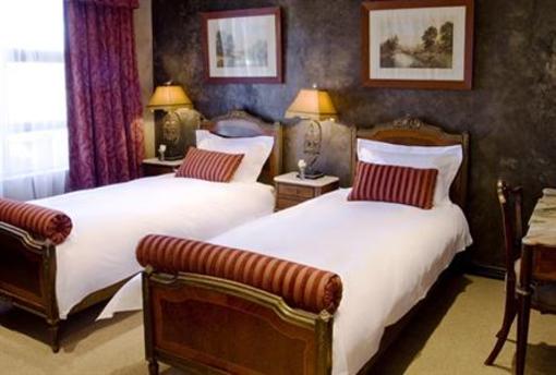 фото отеля Slot Loevenstein Guesthouse Bloemfontein