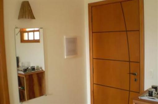 фото отеля Mareilha Chales e Suites