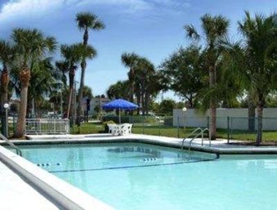фото отеля Howard Johnson Inn Downtown Vero Beach