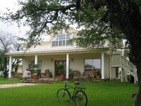 Serenity Farmhouse Inn