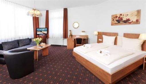 фото отеля Hotel Dreilanderbrucke